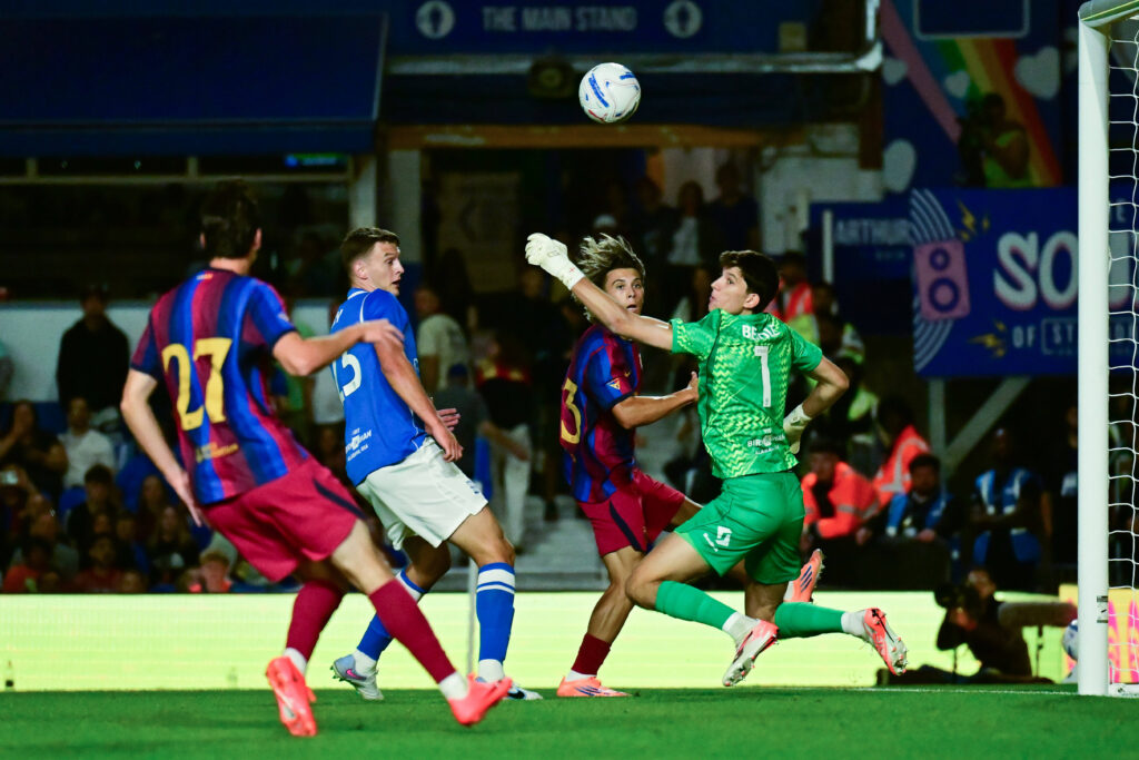 Full Match: Birmingham City vs Barcelona (01:45 – 01/08)